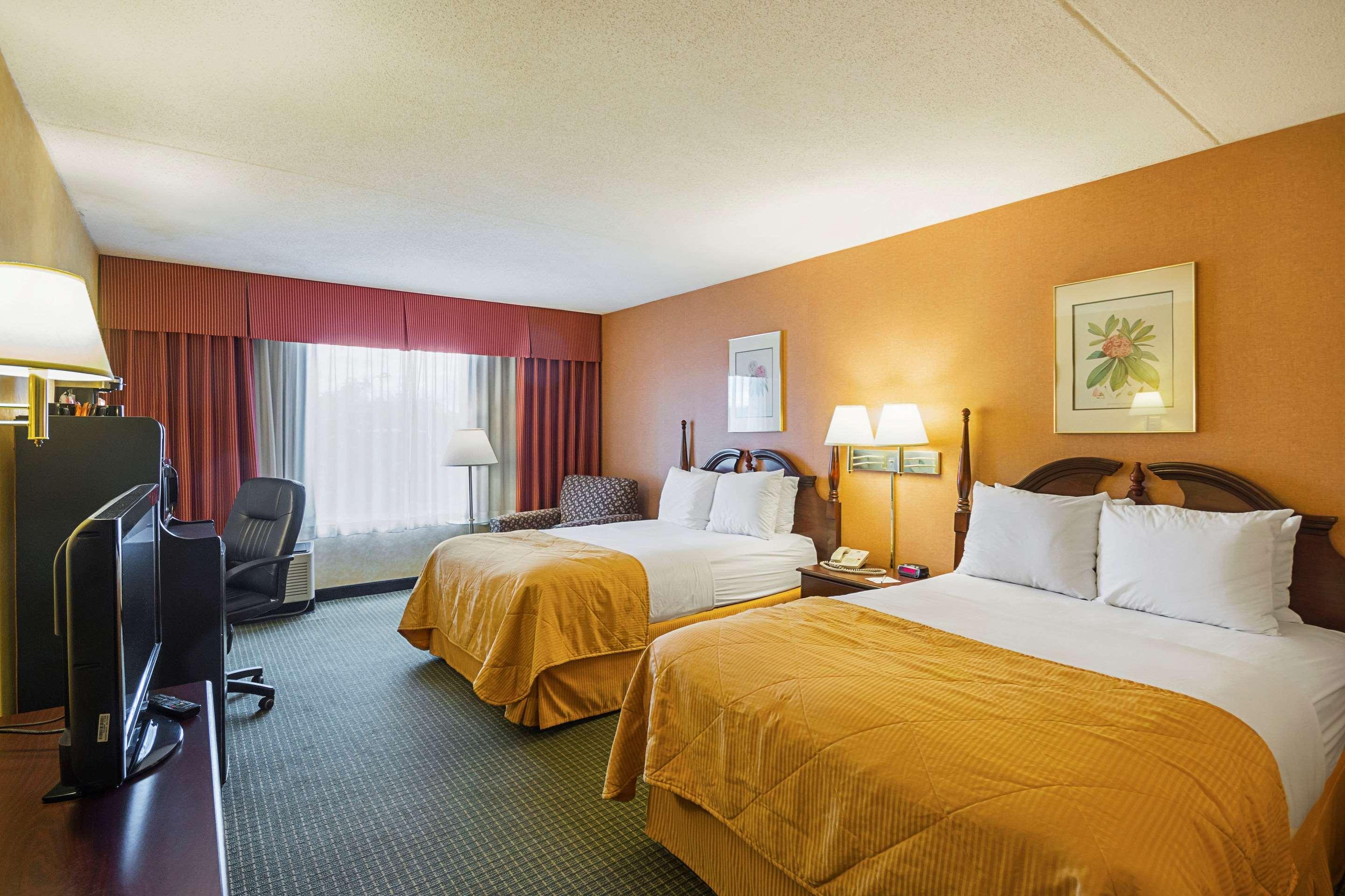 Clarion Inn Fairmont Exteriér fotografie