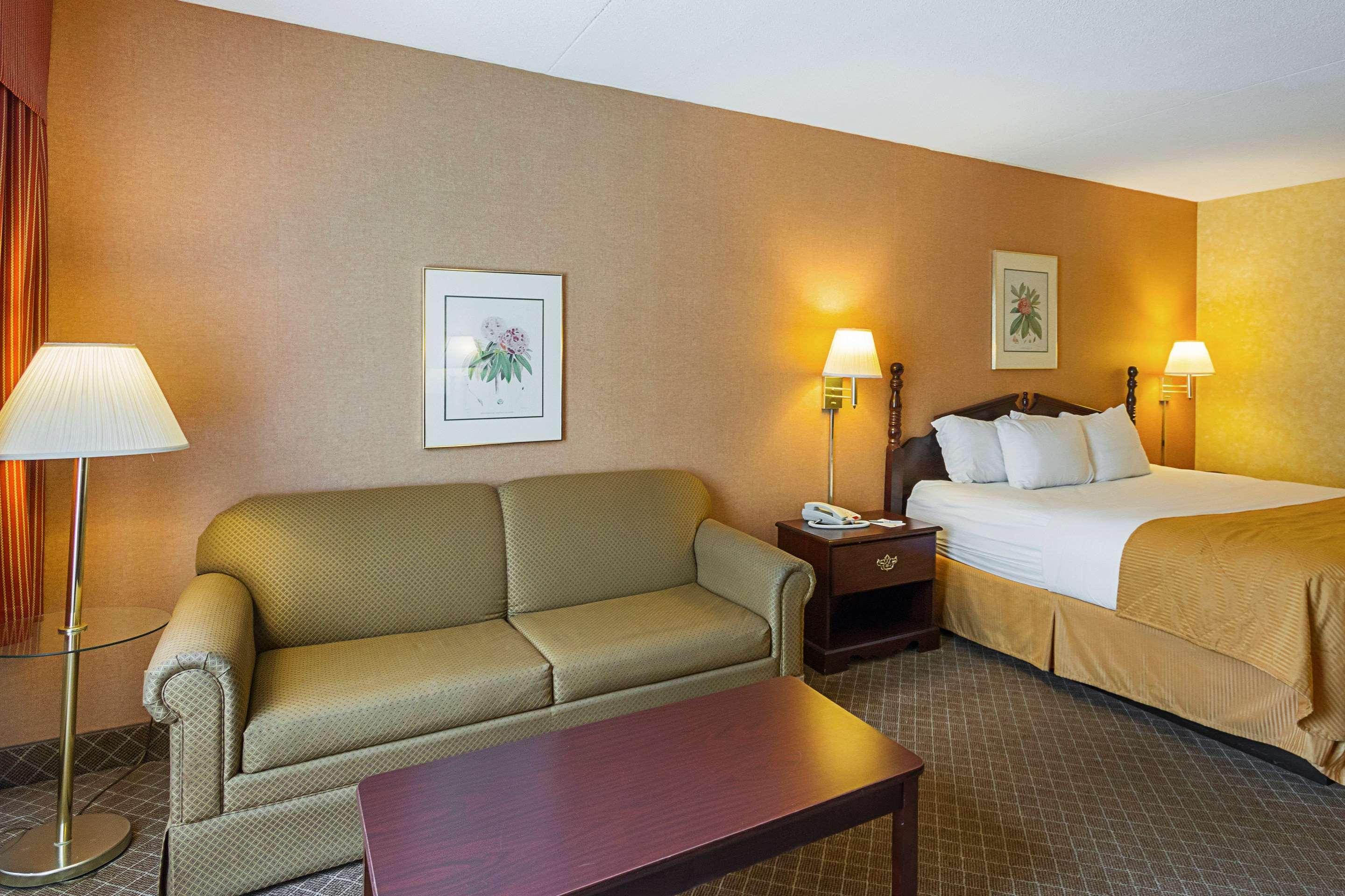 Clarion Inn Fairmont Exteriér fotografie