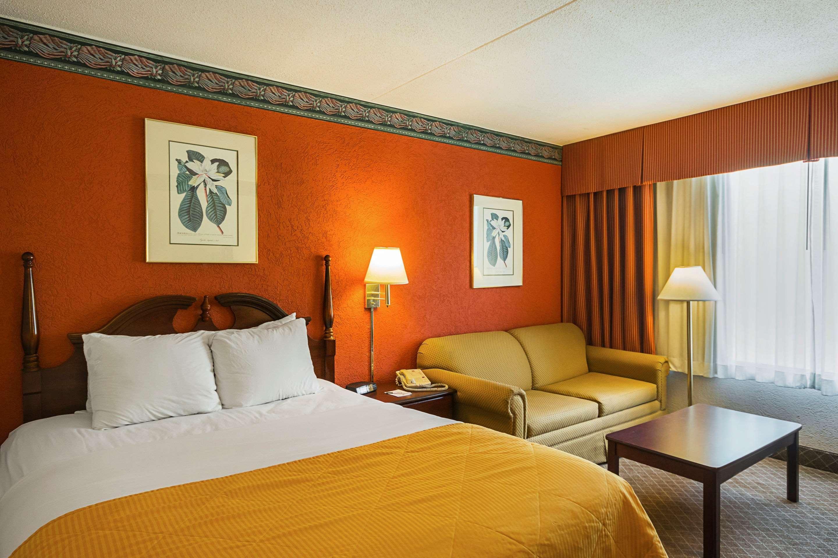 Clarion Inn Fairmont Exteriér fotografie