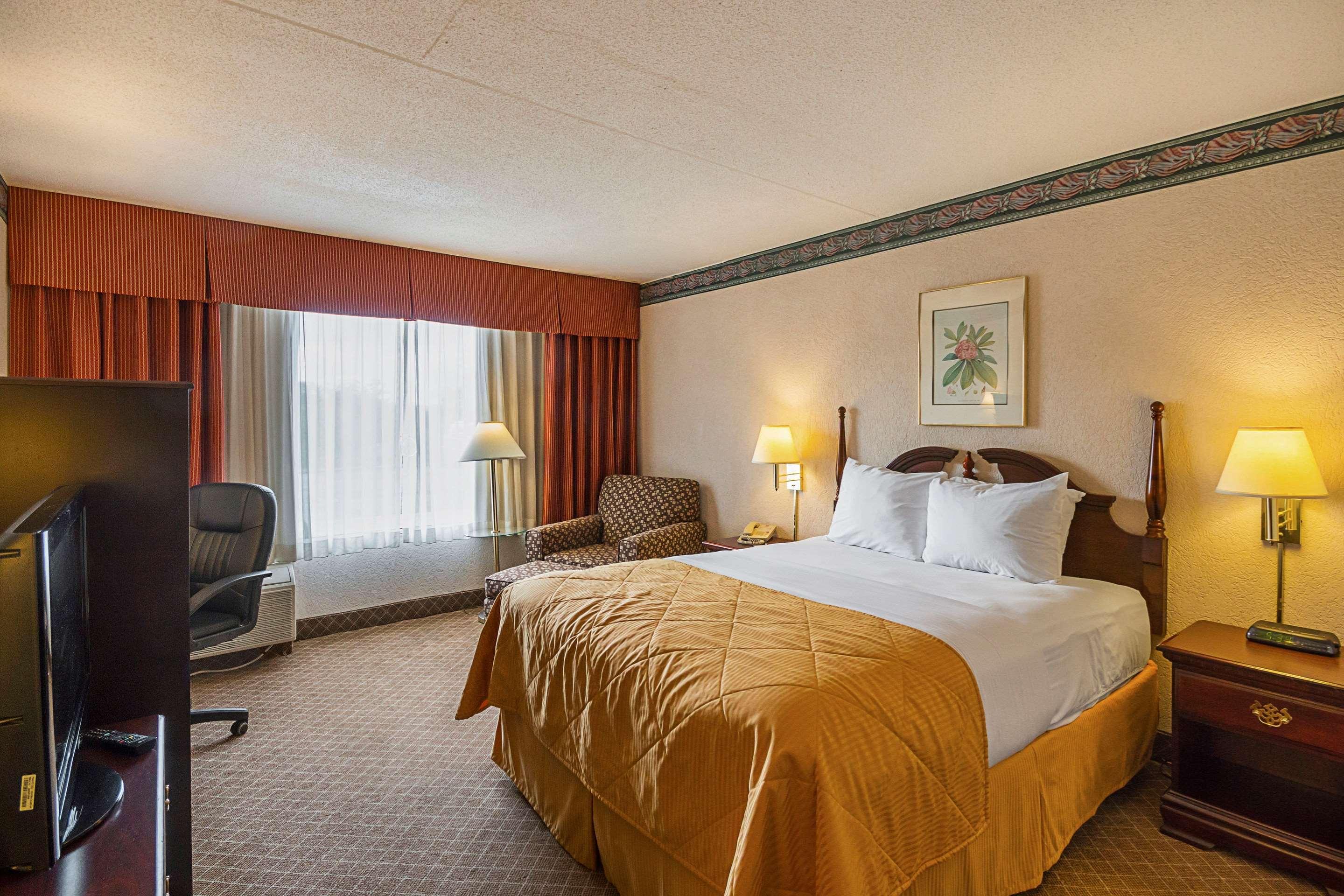 Clarion Inn Fairmont Exteriér fotografie