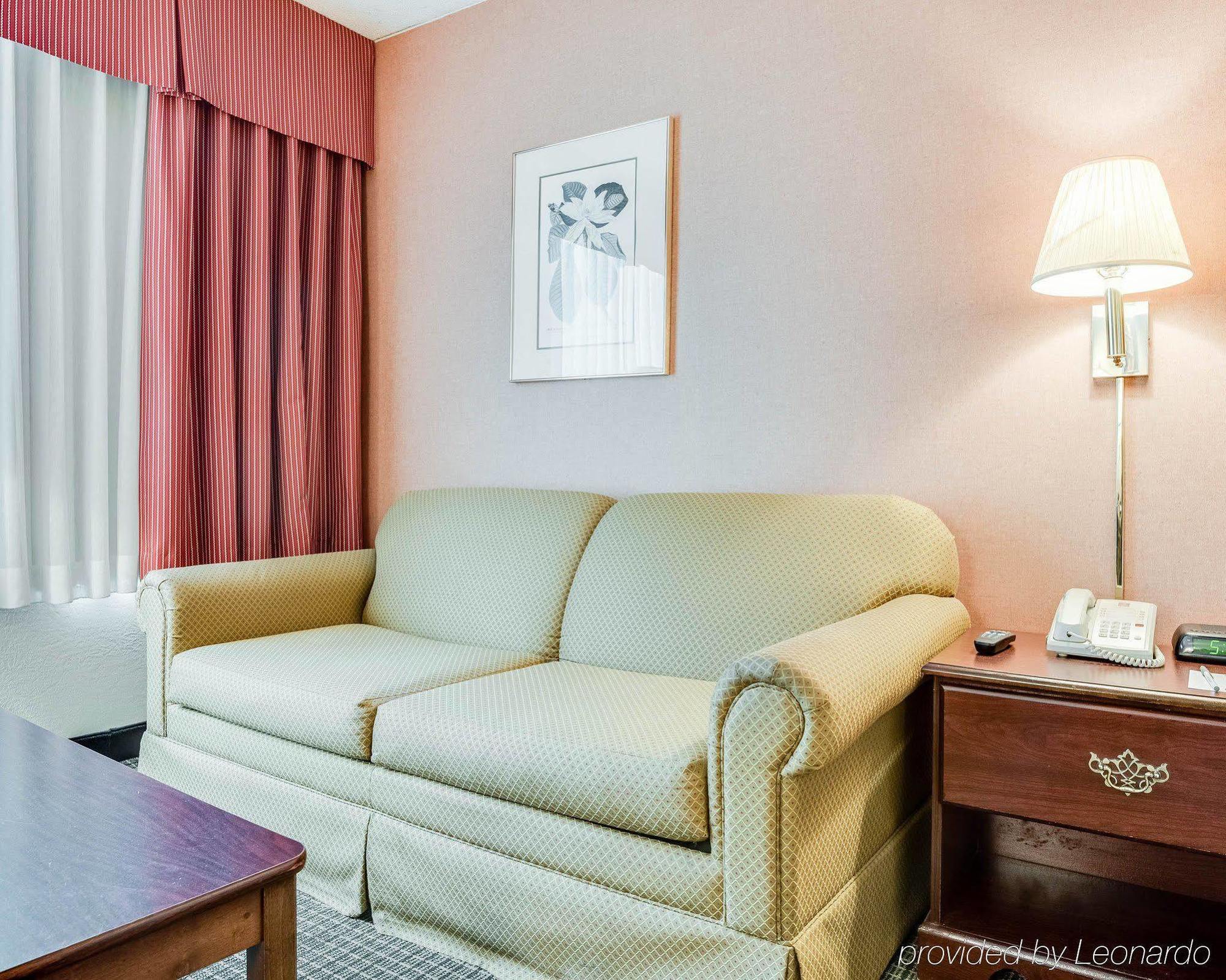 Clarion Inn Fairmont Exteriér fotografie