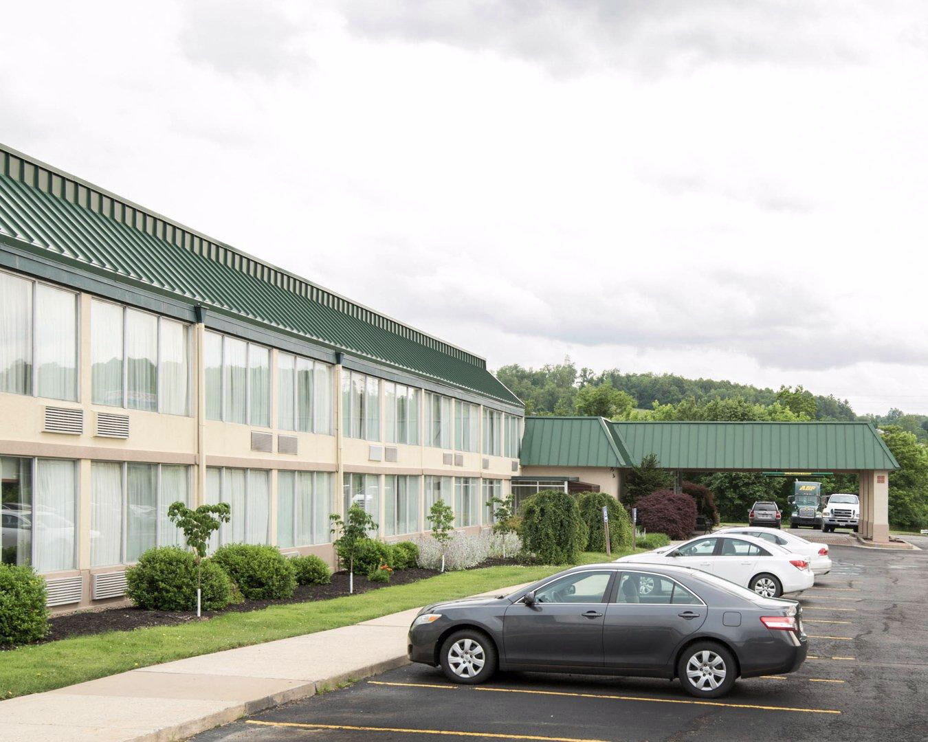 Clarion Inn Fairmont Exteriér fotografie